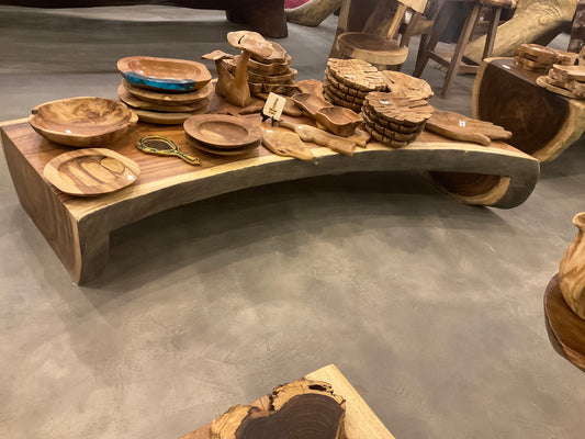 طاولة وسط