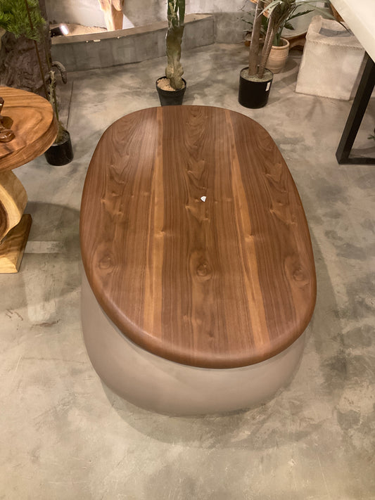 Center table 250