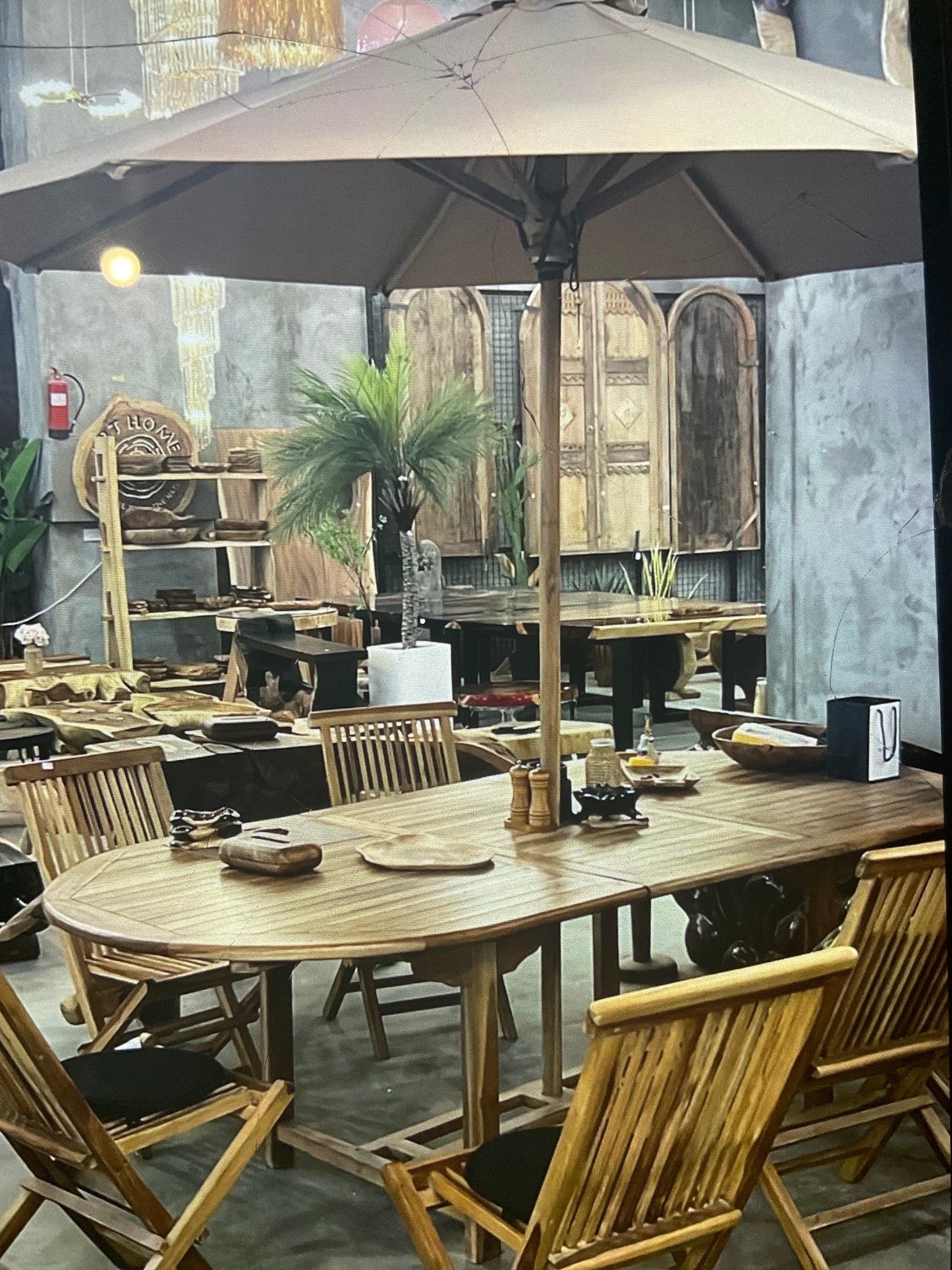 Sea table with umbrella